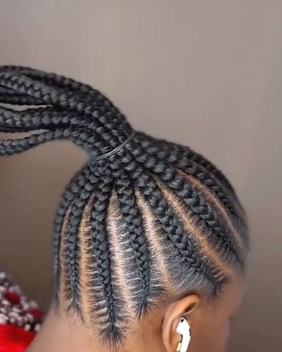 Stitch feed-in ponytail with neat cornrow parting